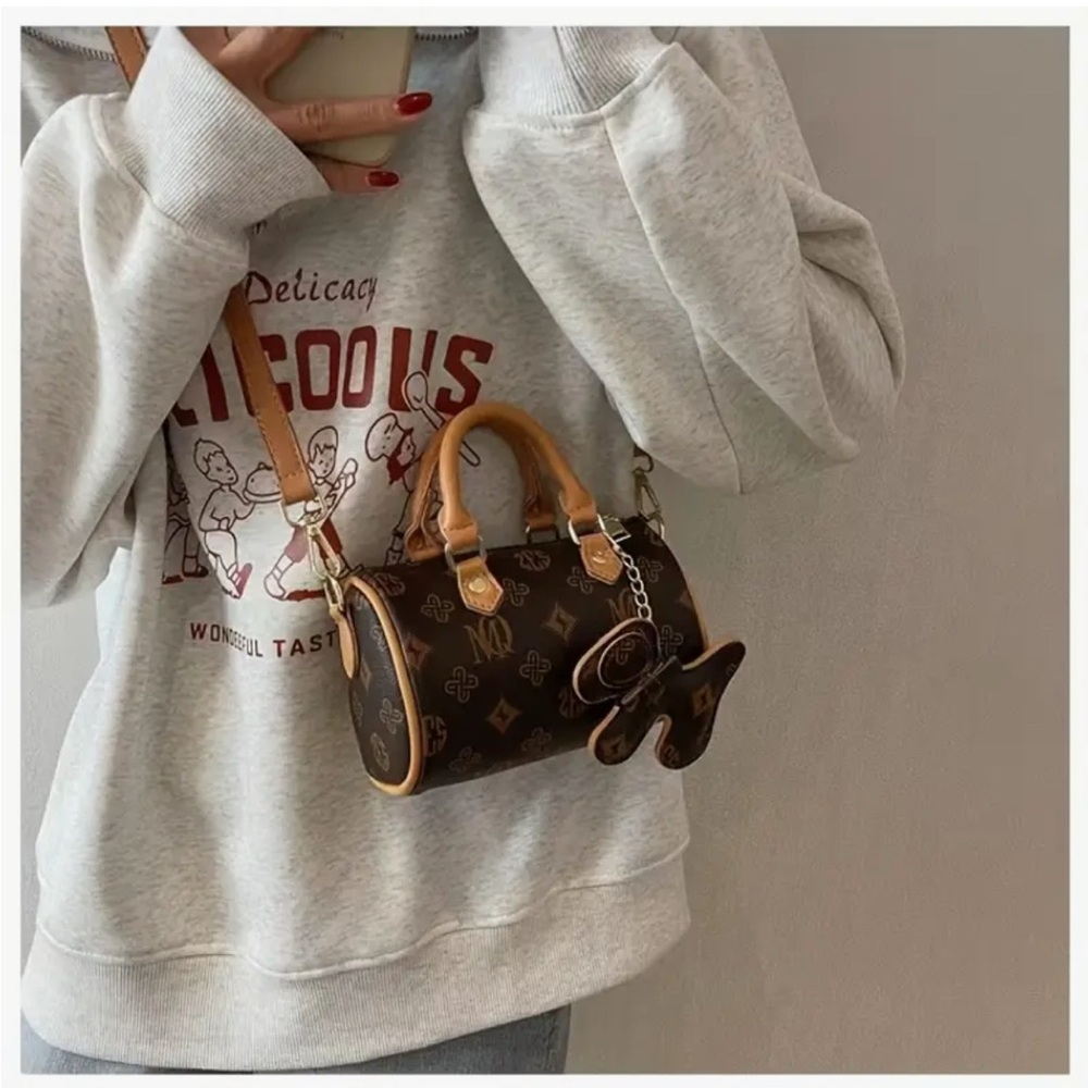 Brown Monogram Barrel Bag Designer Inspired with Puppy Charm & Golden-Tone NIP - Picture 10 of 13